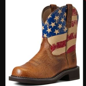 NIB Ariat Fatbaby Heritage boots size 8.